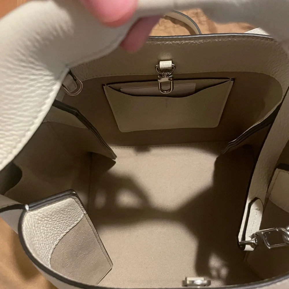 Toteme Bucket Bag - Picture 8 of 15